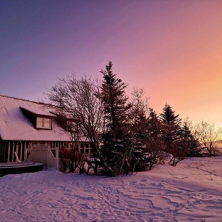 Milli Vina Guesthouse บอร์กาเนส ภายนอก รูปภาพ